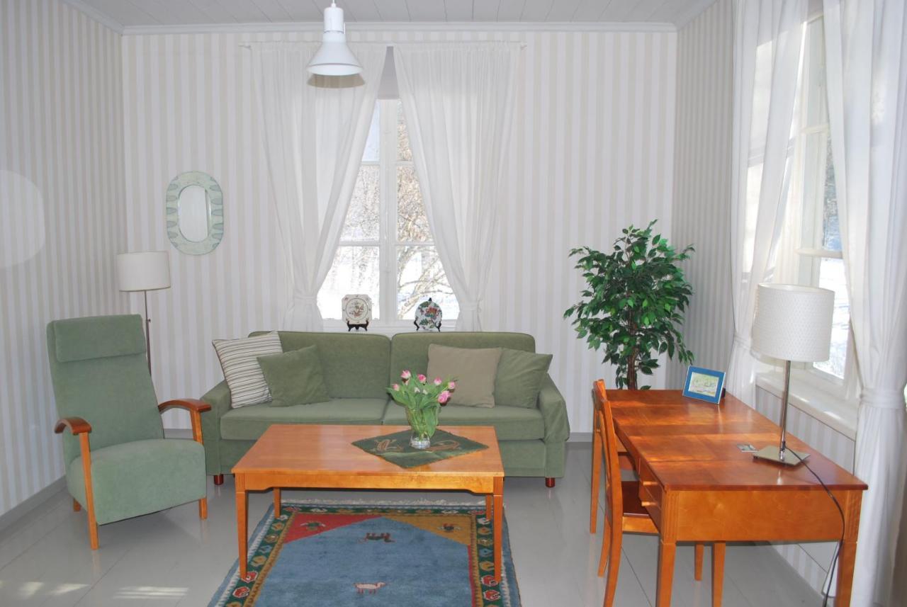 Kirjakkalan Ruukkikylae Teijo Quarto foto